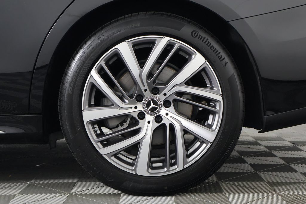 Certified 2025 Mercedes-Benz E 350 4MATIC Sedan w/ Winter Package image 16