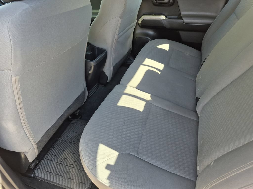 Used 2020 Toyota Tacoma SR5 AWD/4WD image 21