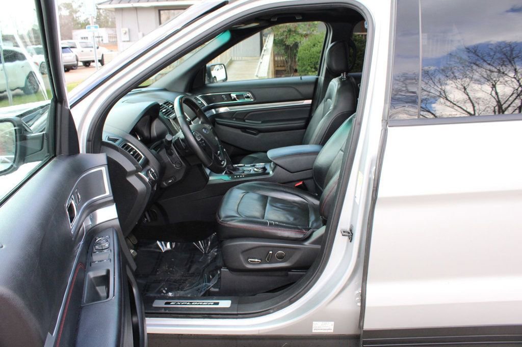 Used 2016 Ford Explorer Sport w/ Equipment Group 401A AWD/4WD image 18