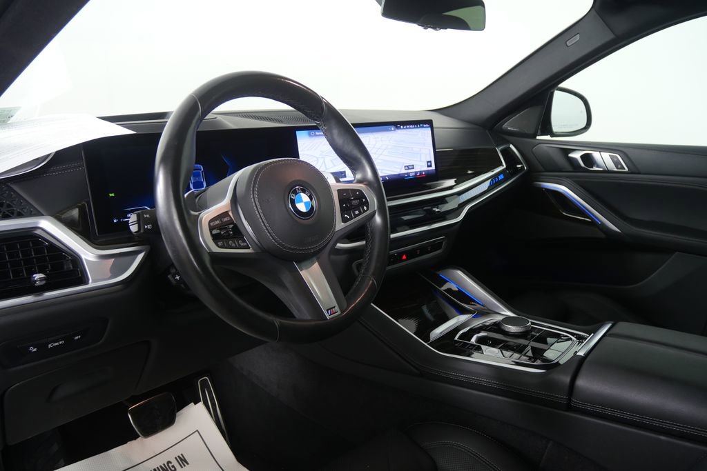 Certified 2025 BMW X6 xDrive40i image 12