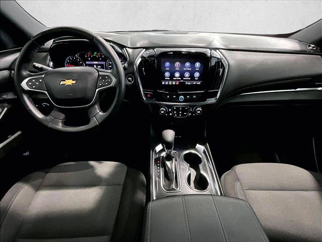 Used 2023 Chevrolet Traverse LT FWD image 16