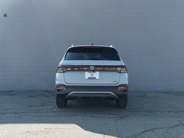 New 2026 Volkswagen Taos SE AWD/4WD image 5