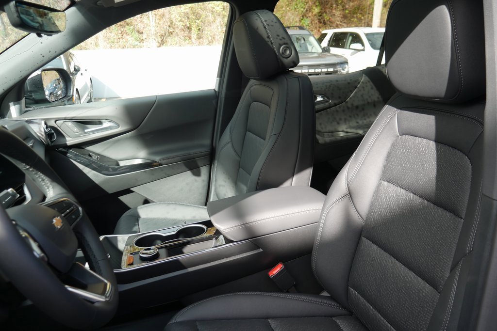 New 2026 Chevrolet Equinox LT w/ Convenience Package II image 9