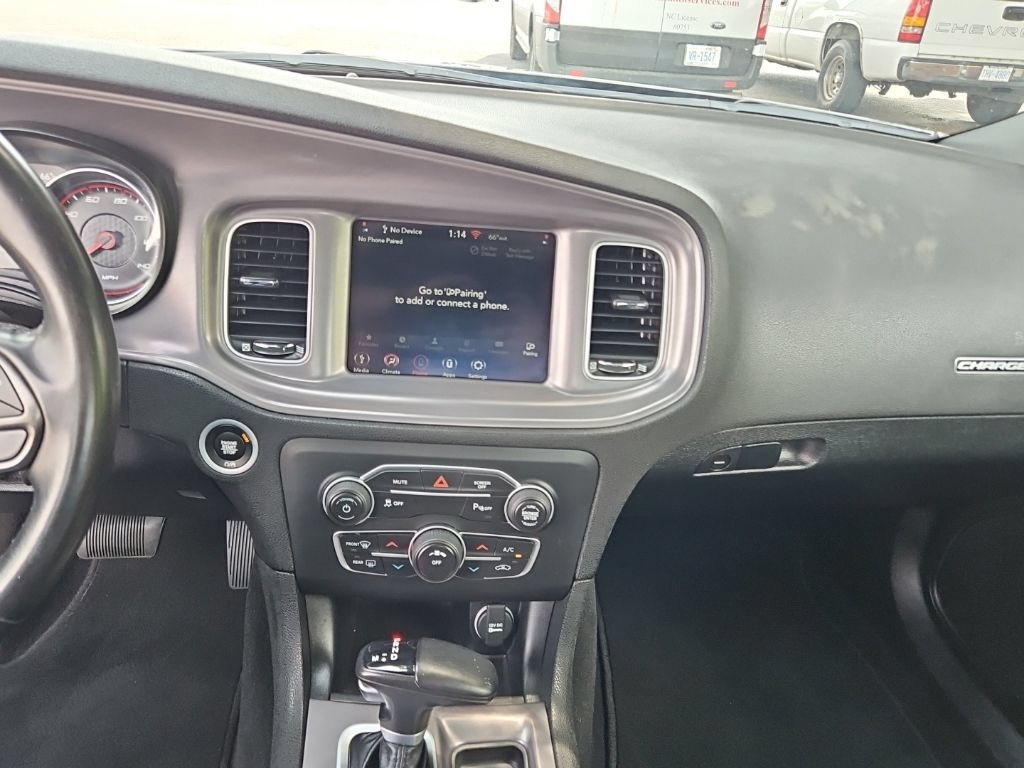 Used 2023 Dodge Charger SXT RWD image 15
