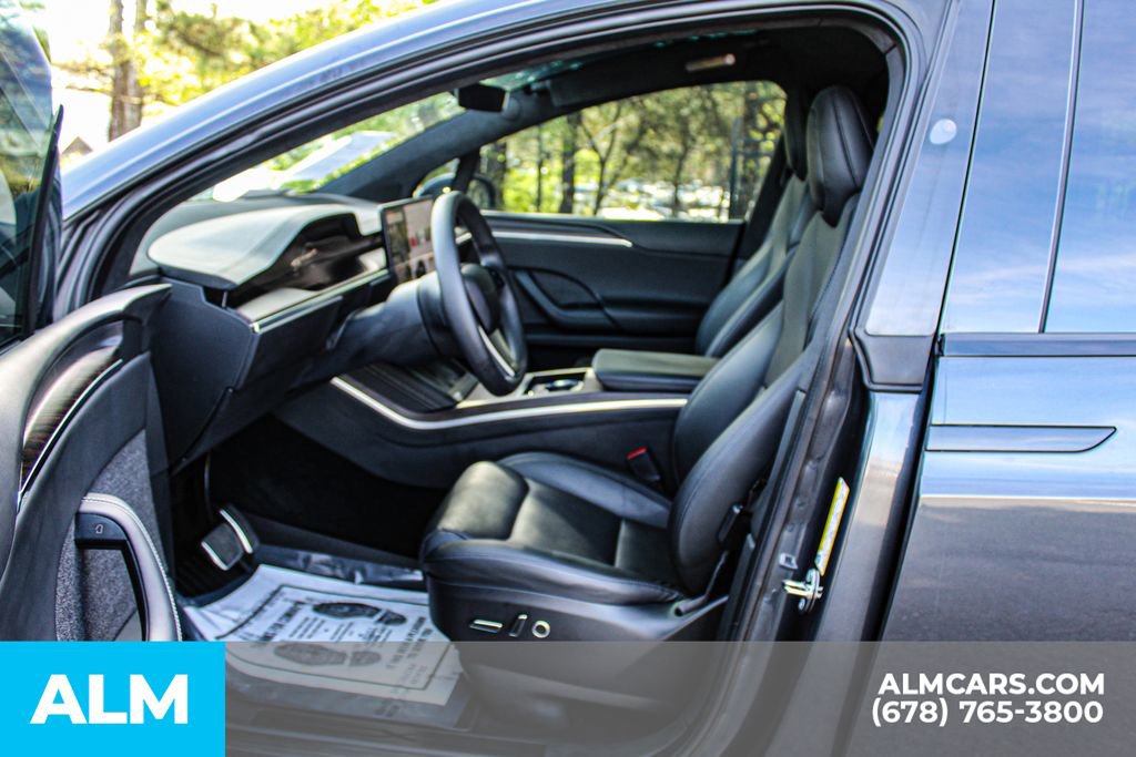 Used 2024 Tesla Model X image 18