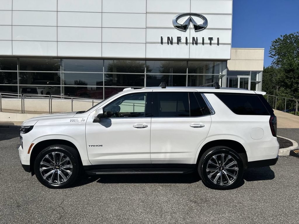 Used 2025 Chevrolet Tahoe High Country AWD/4WD image 5