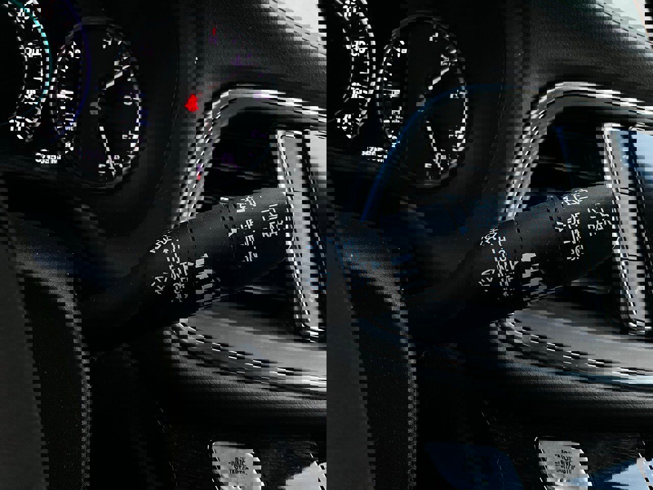 Used 2019 Buick Enclave Avenir w/ Avenir Technology Package image 44