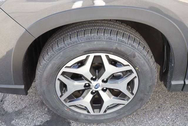 Used 2023 Subaru Forester Premium AWD/4WD image 13