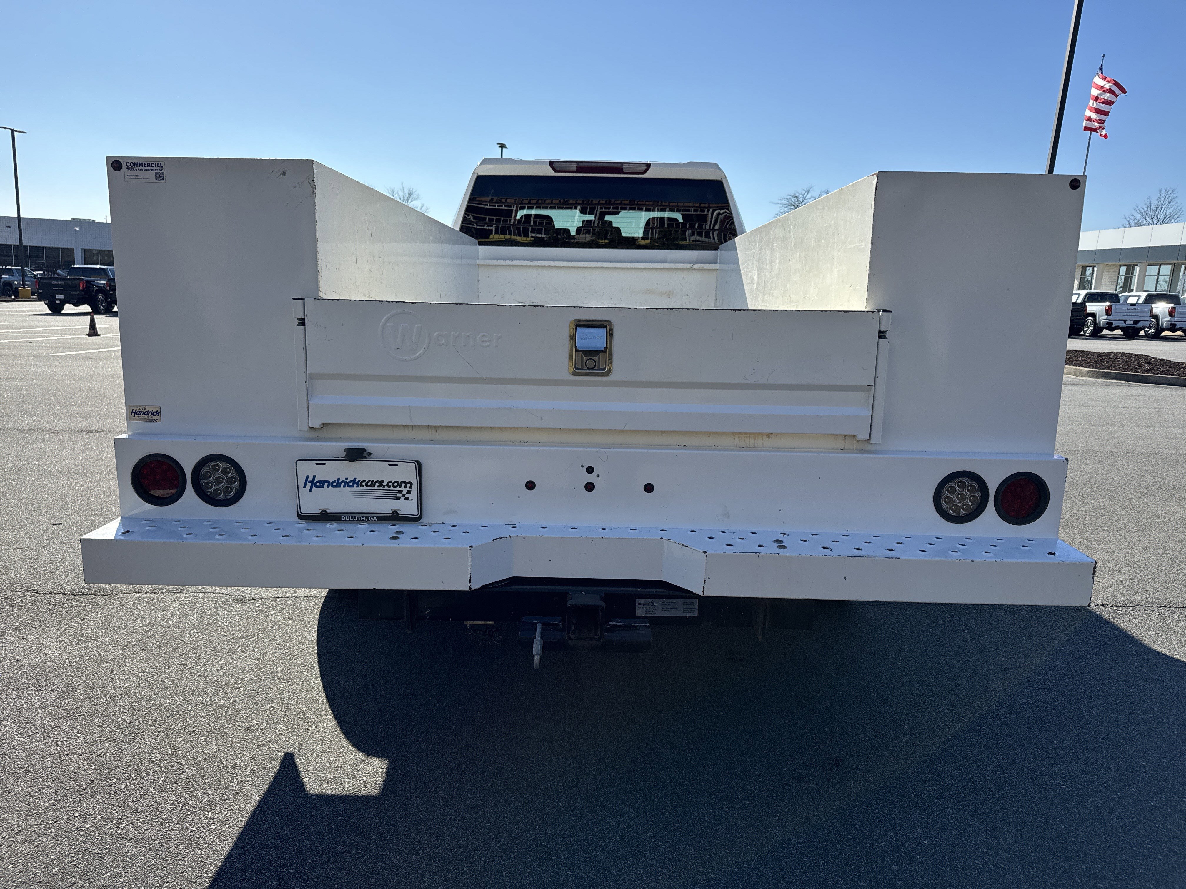 Used 2023 GMC Sierra 3500 Pro w/ Convenience Package image 9