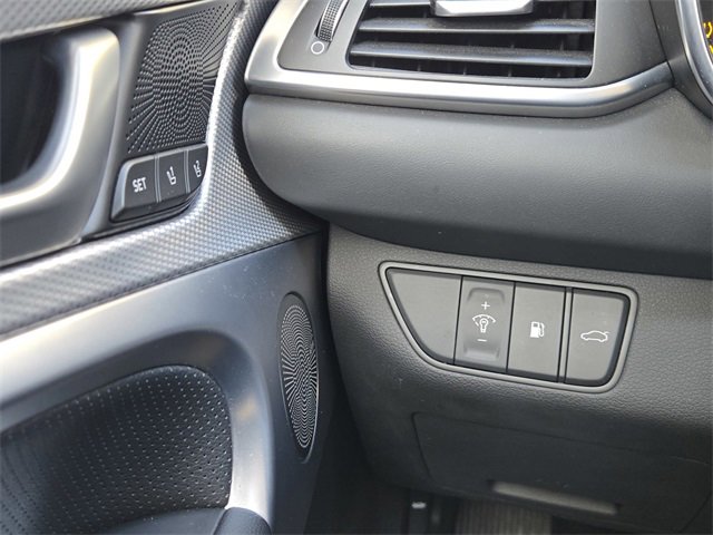 Used 2022 Genesis G70 2.0T w/ Prestige Package image 23