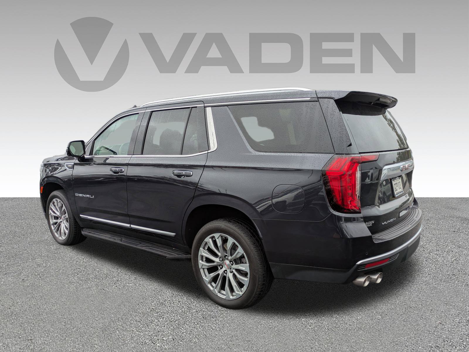 Used 2024 GMC Yukon Denali w/ LPO, Floor Liner Package image 29