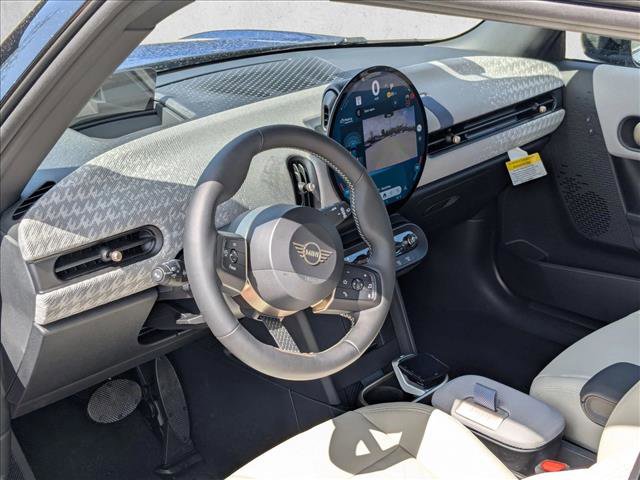 Certified 2025 MINI Cooper S FWD image 7