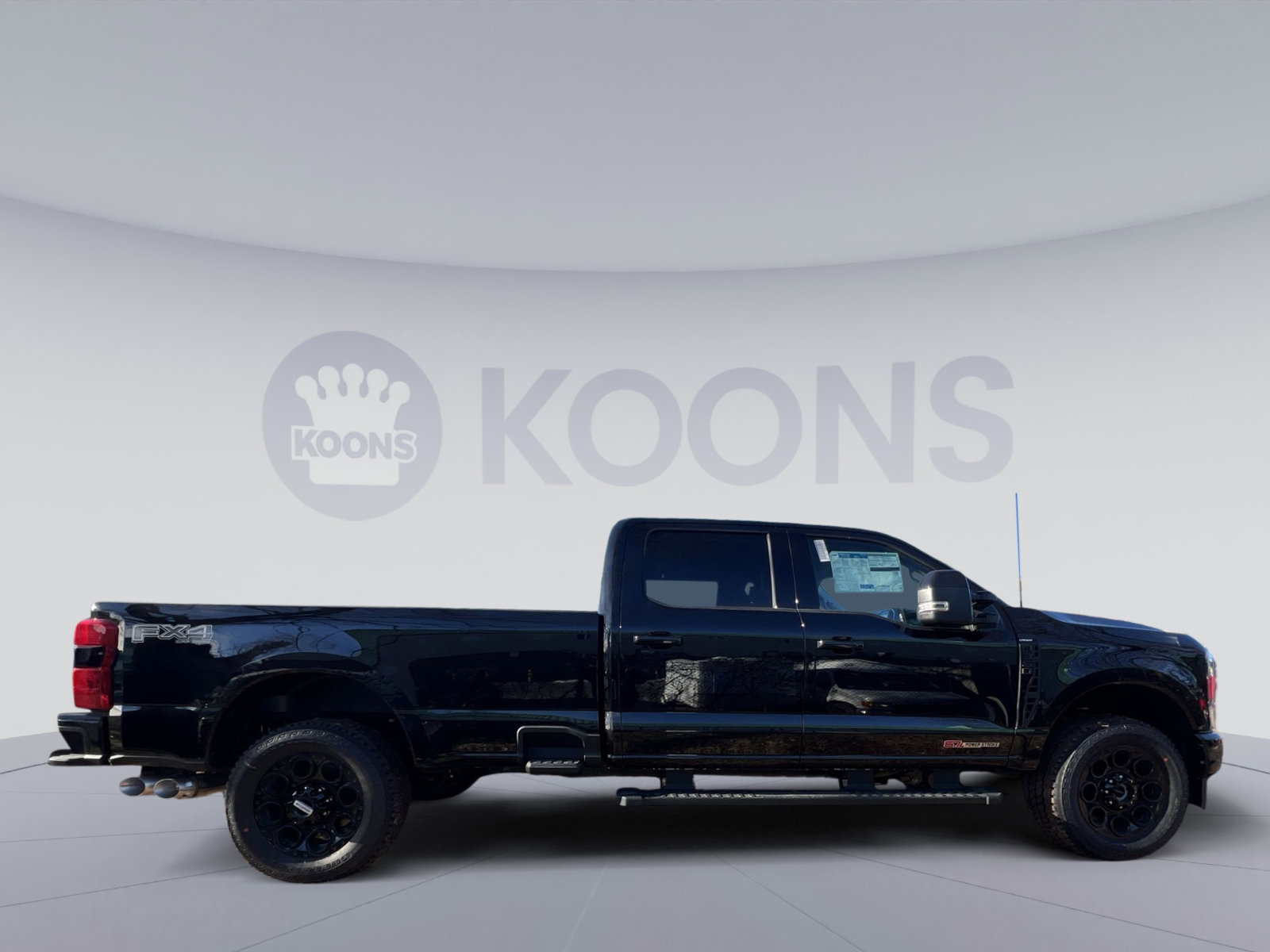 New 2025 Ford F350 Lariat w/ Lariat Ultimate Package image 8