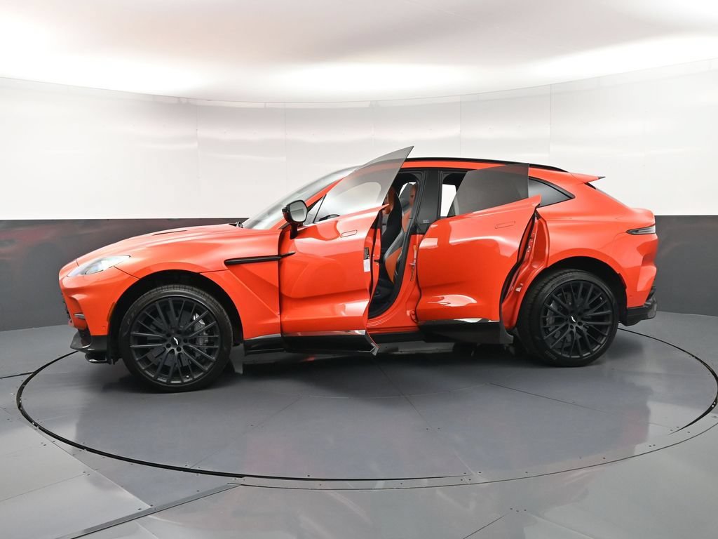 Used 2023 Aston Martin DBX 707 AWD/4WD image 39