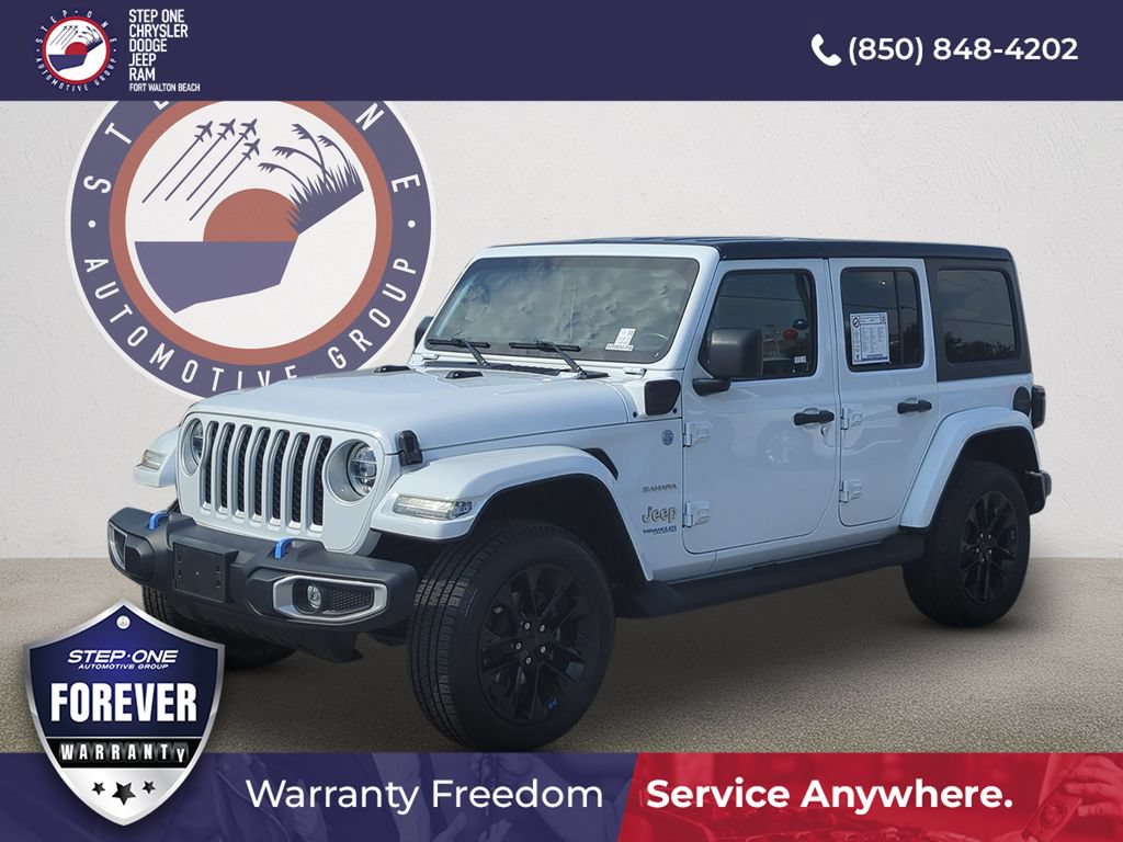 Used 2022 Jeep Wrangler Unlimited Sahara w/ Cold Weather Group AWD/4WD image 2