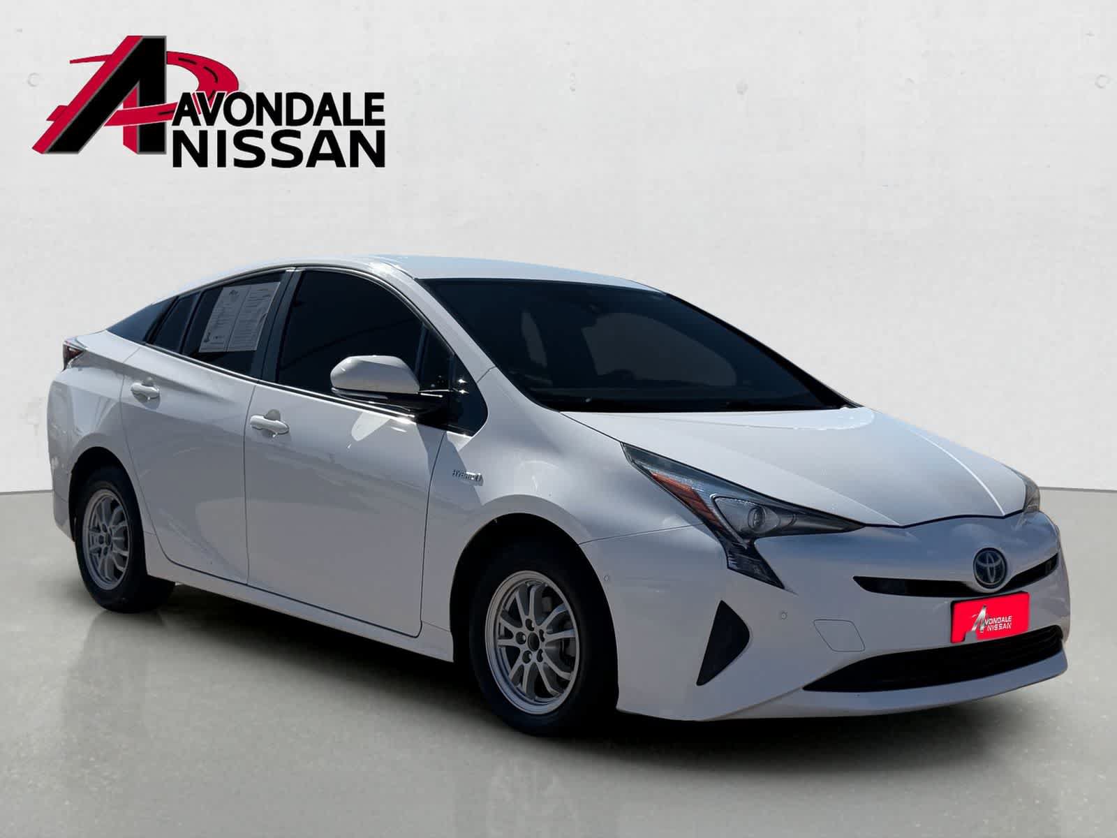 Used 2018 Toyota Prius Three FWD image 8
