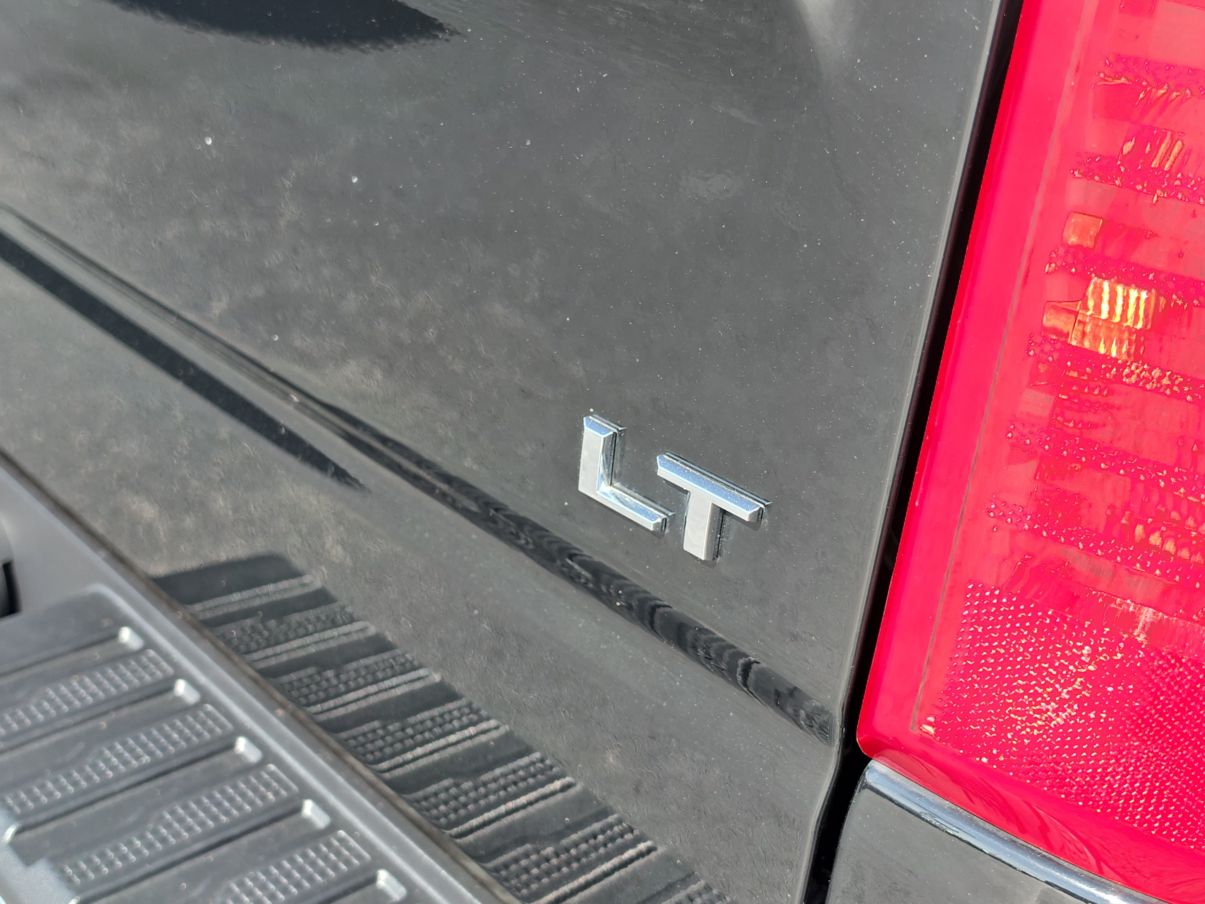 Certified 2024 Chevrolet Silverado 1500 LT RWD image 6