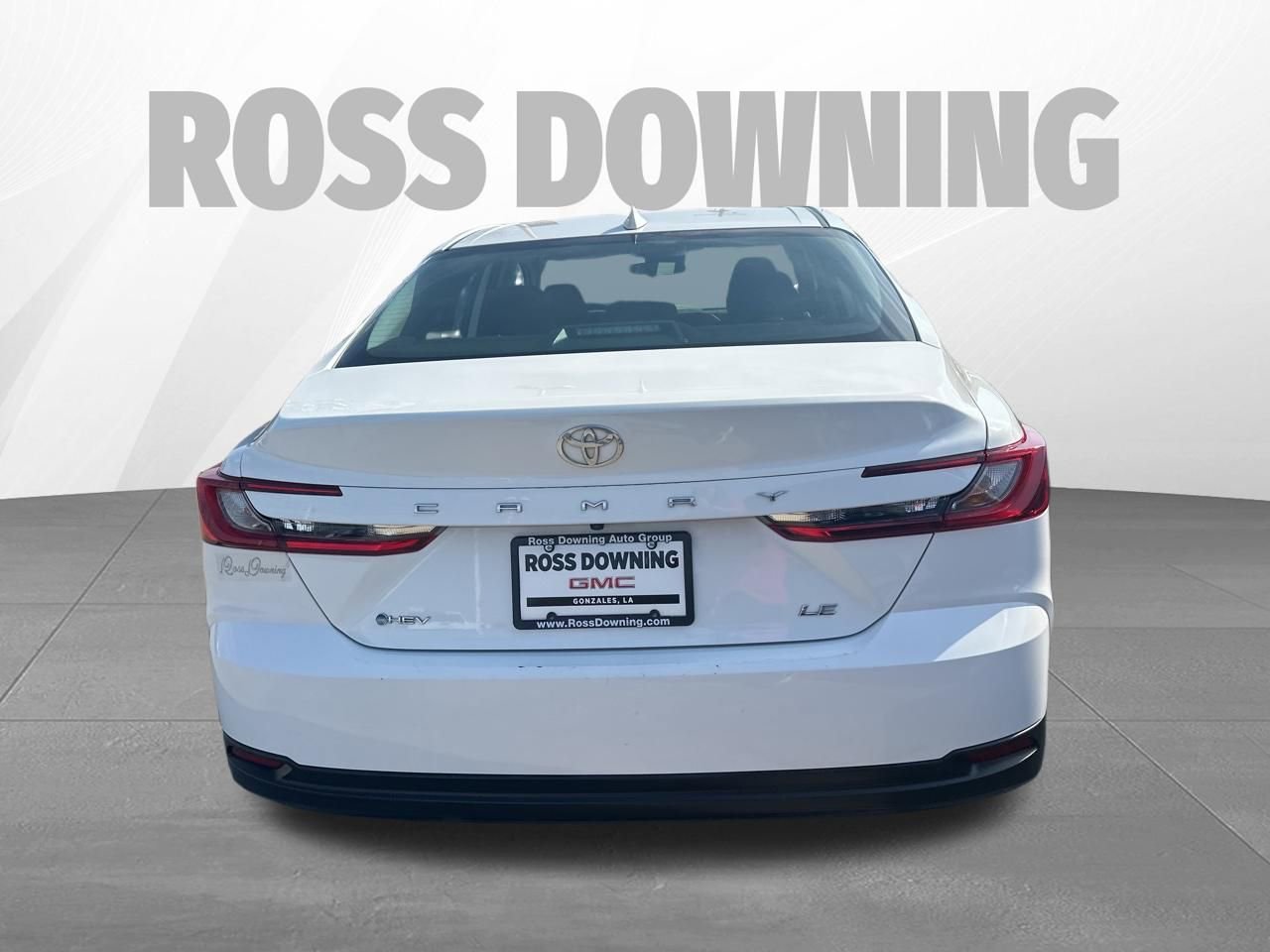 Used 2025 Toyota Camry LE image 5