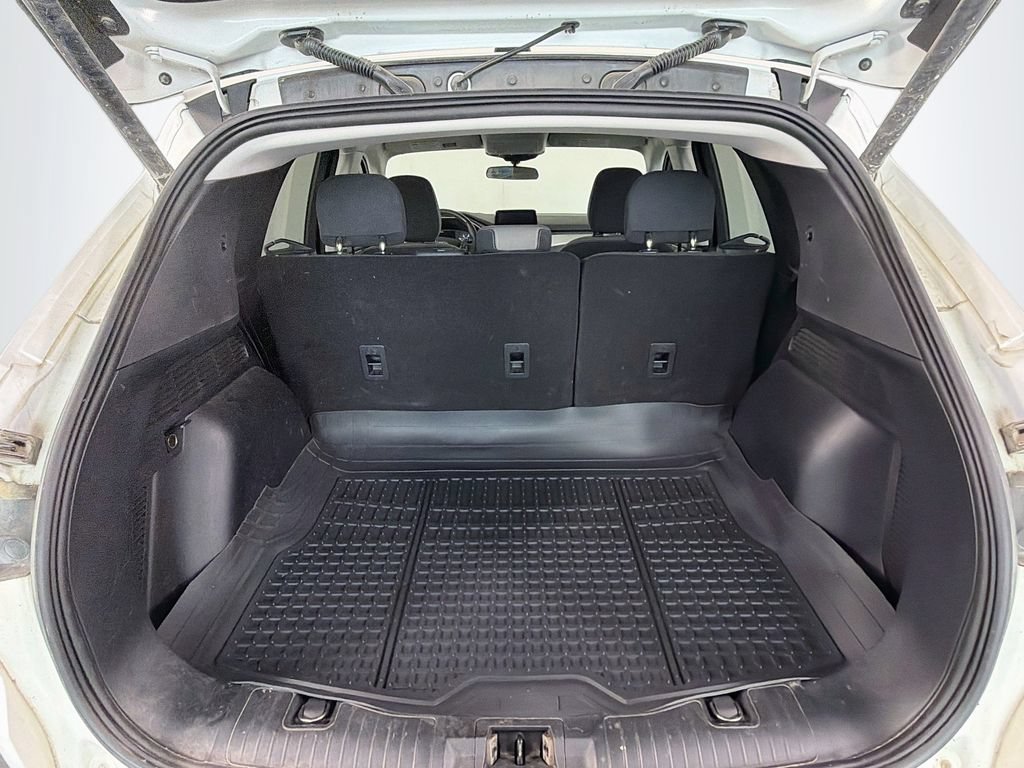 Used 2022 Ford Escape SE FWD image 24