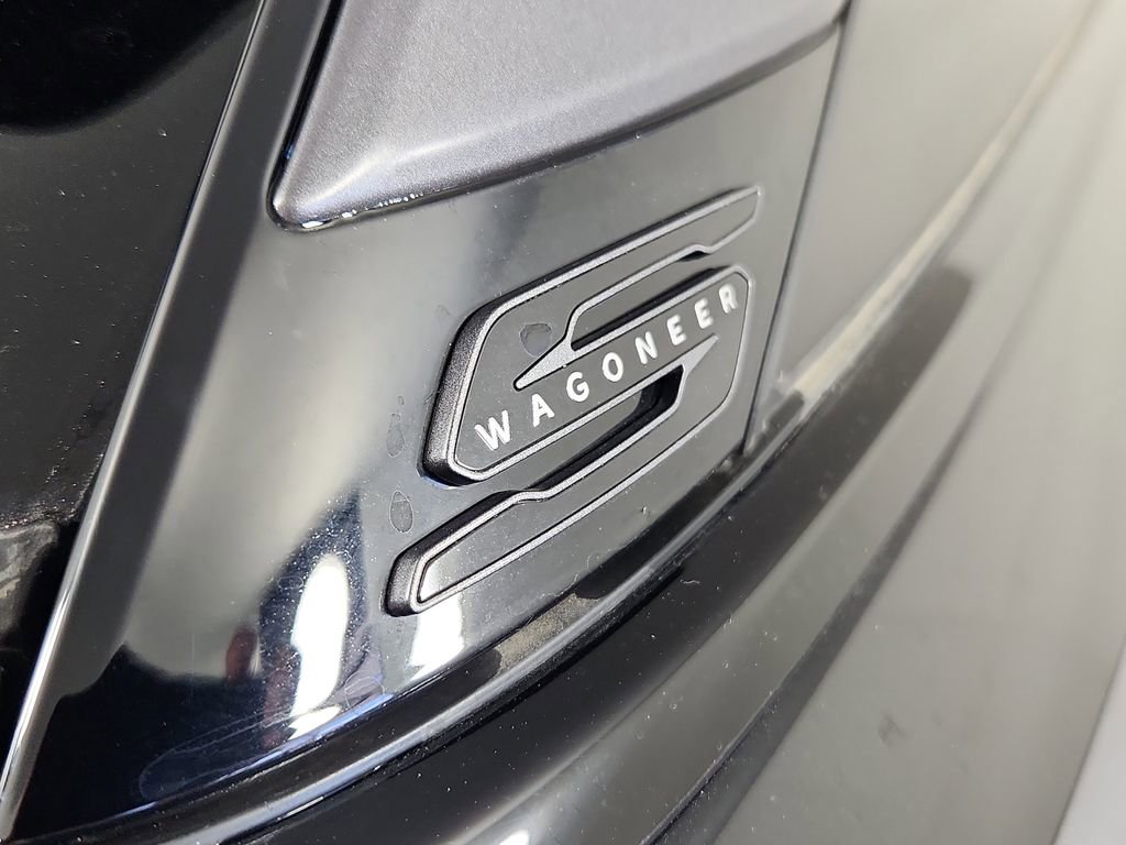 New 2025 Jeep Wagoneer S Limited AWD/4WD image 9