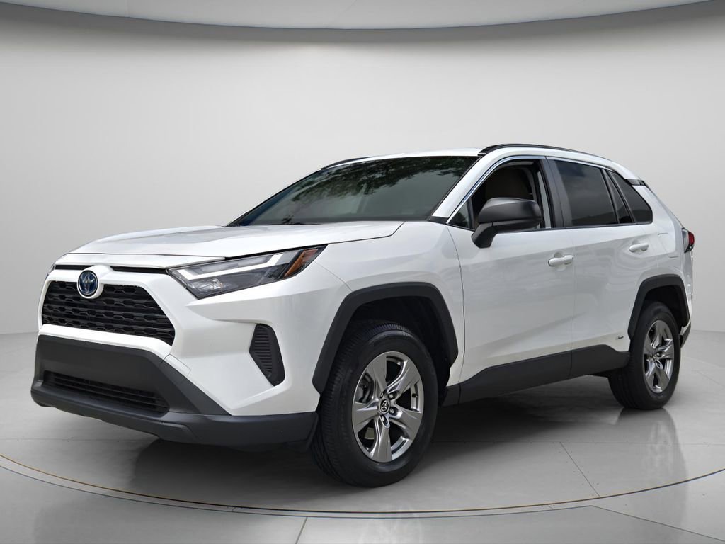 Used 2023 Toyota RAV4 LE image 9