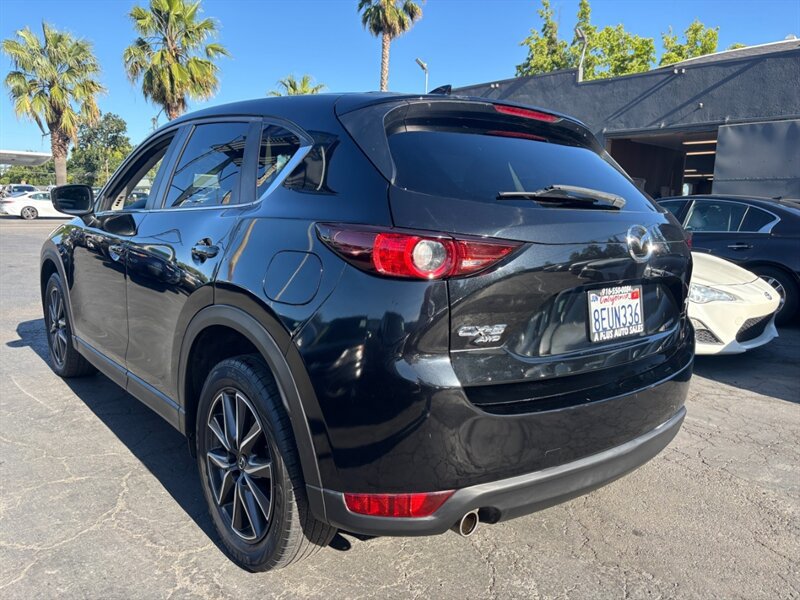 Used 2018 MAZDA CX-5 Touring w/ Preferred Equipment Package AWD/4WD image 6