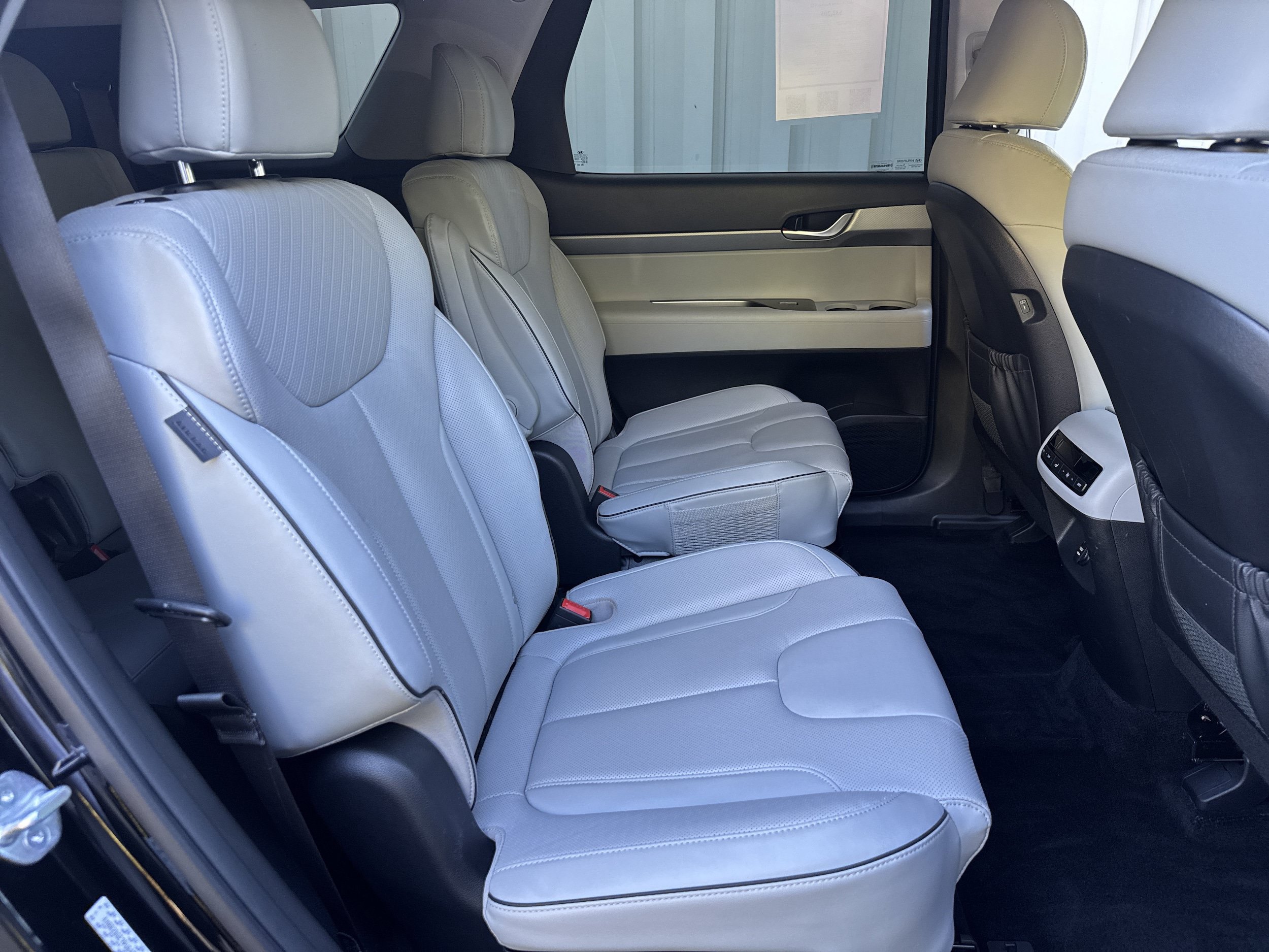 Used 2023 Hyundai Palisade SEL AWD/4WD image 14