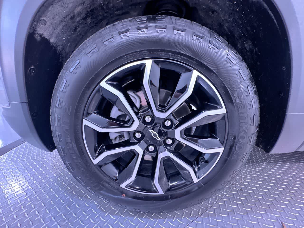Used 2024 Chevrolet TrailBlazer ACTIV FWD image 10