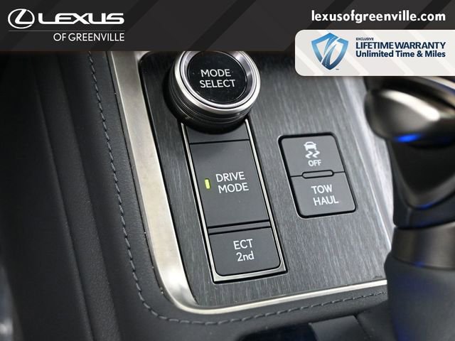 Used 2024 Lexus GX 550 w/ Accessory Package (Z1) AWD/4WD image 19