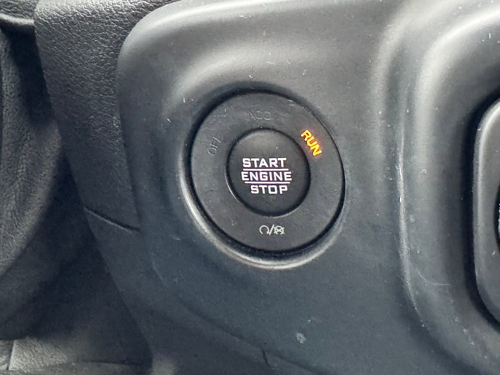 Used 2021 Jeep Wrangler Unlimited Sport AWD/4WD image 25