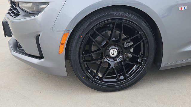 Used 2019 Chevrolet Camaro LT RWD image 32