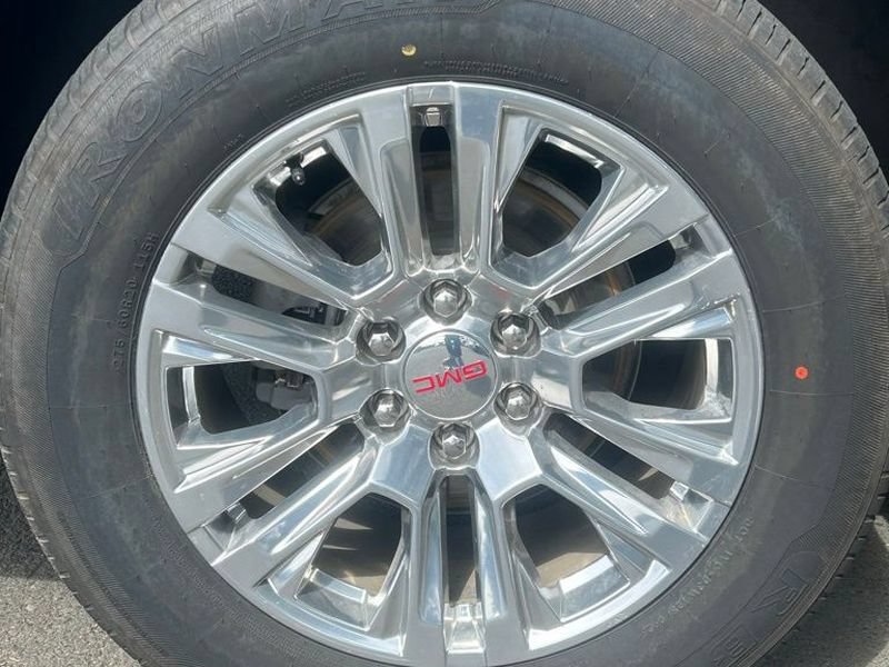 Used 2021 GMC Yukon Denali AWD/4WD image 9