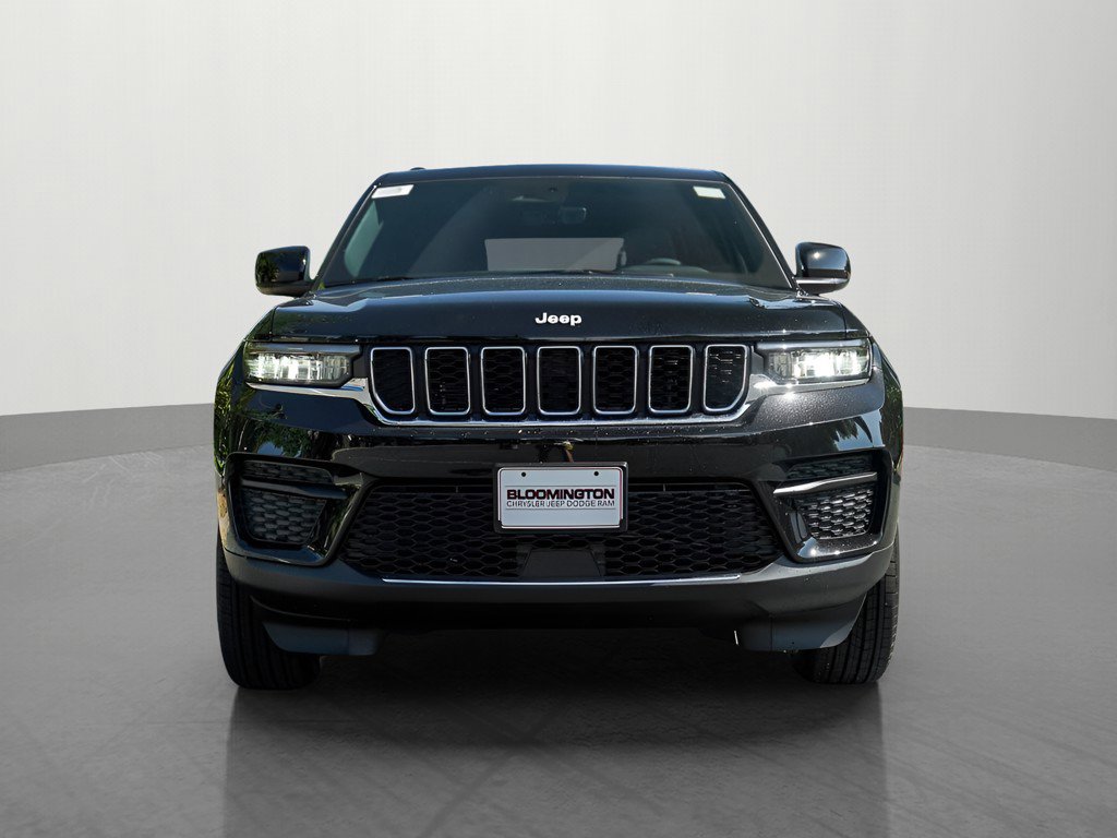 New 2025 Jeep Grand Cherokee Laredo X image 2