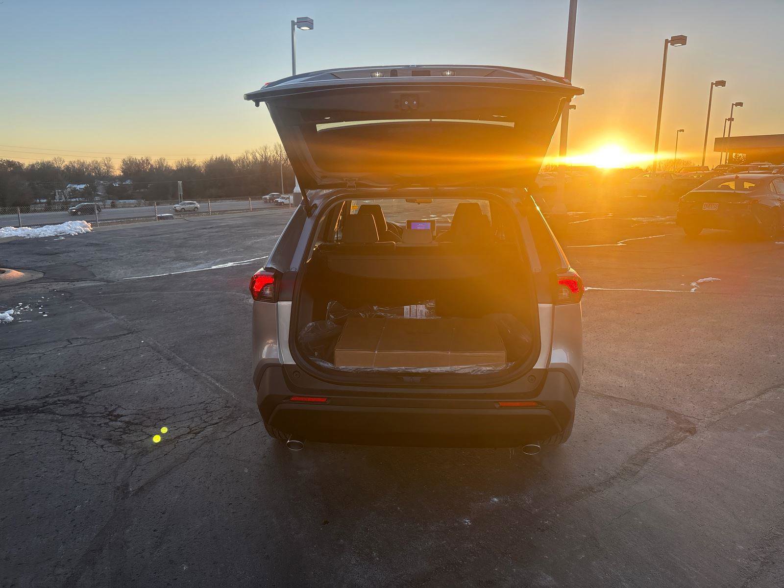 Used 2025 Toyota RAV4 XLE image 10