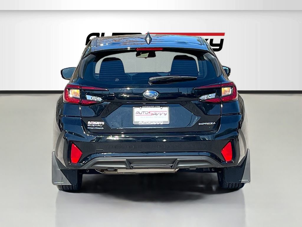 Used 2024 Subaru Impreza 2.0i Sport image 6