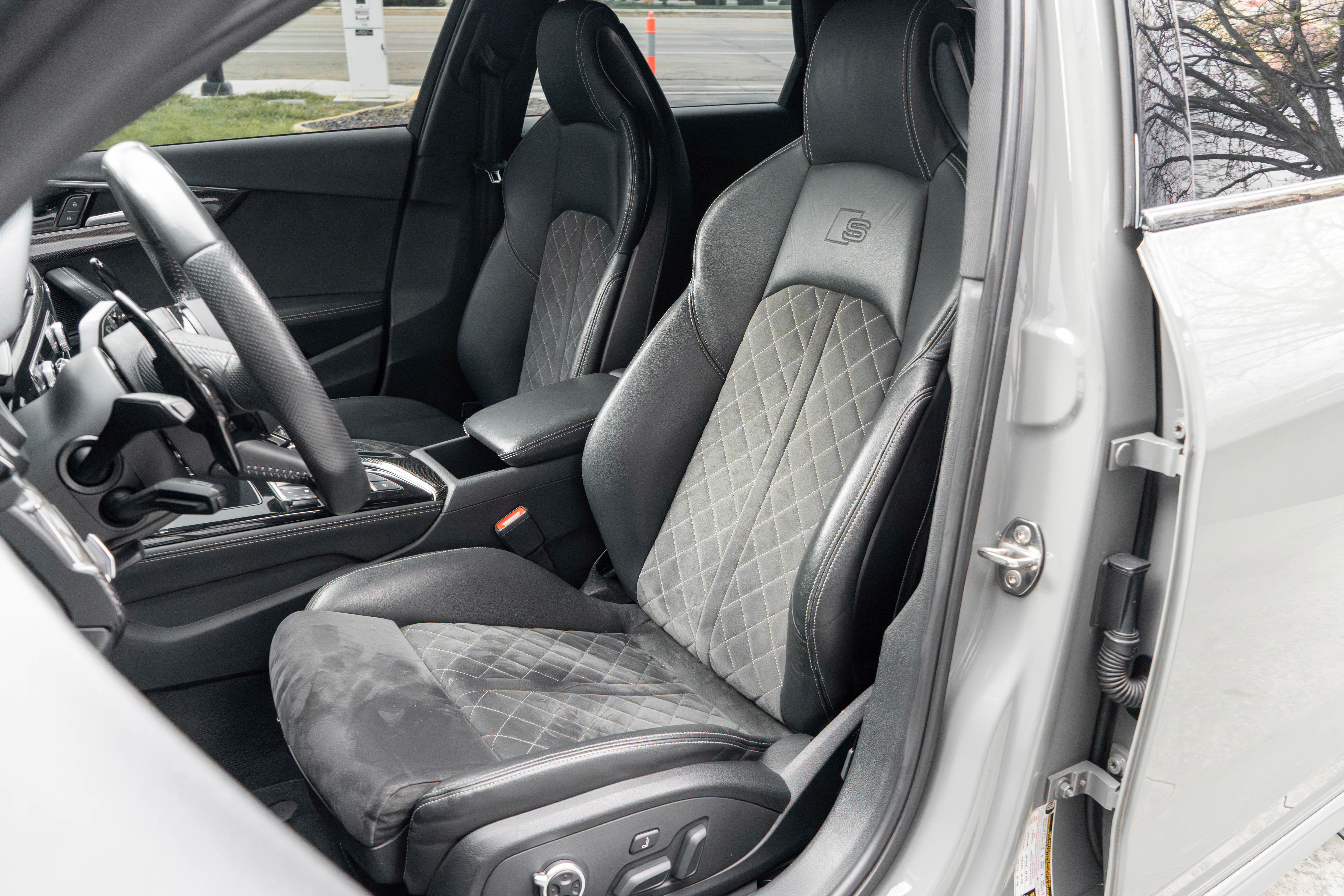 Used 2020 Audi S4 Premium Plus w/ Premium Plus Package image 15