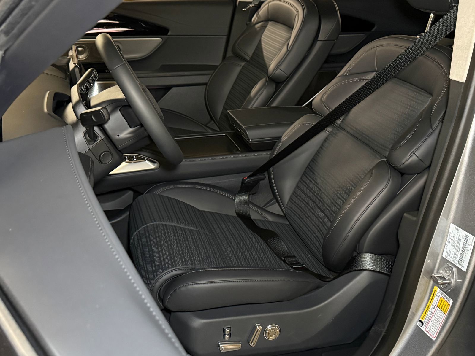 New 2026 Lincoln Nautilus Reserve image 27