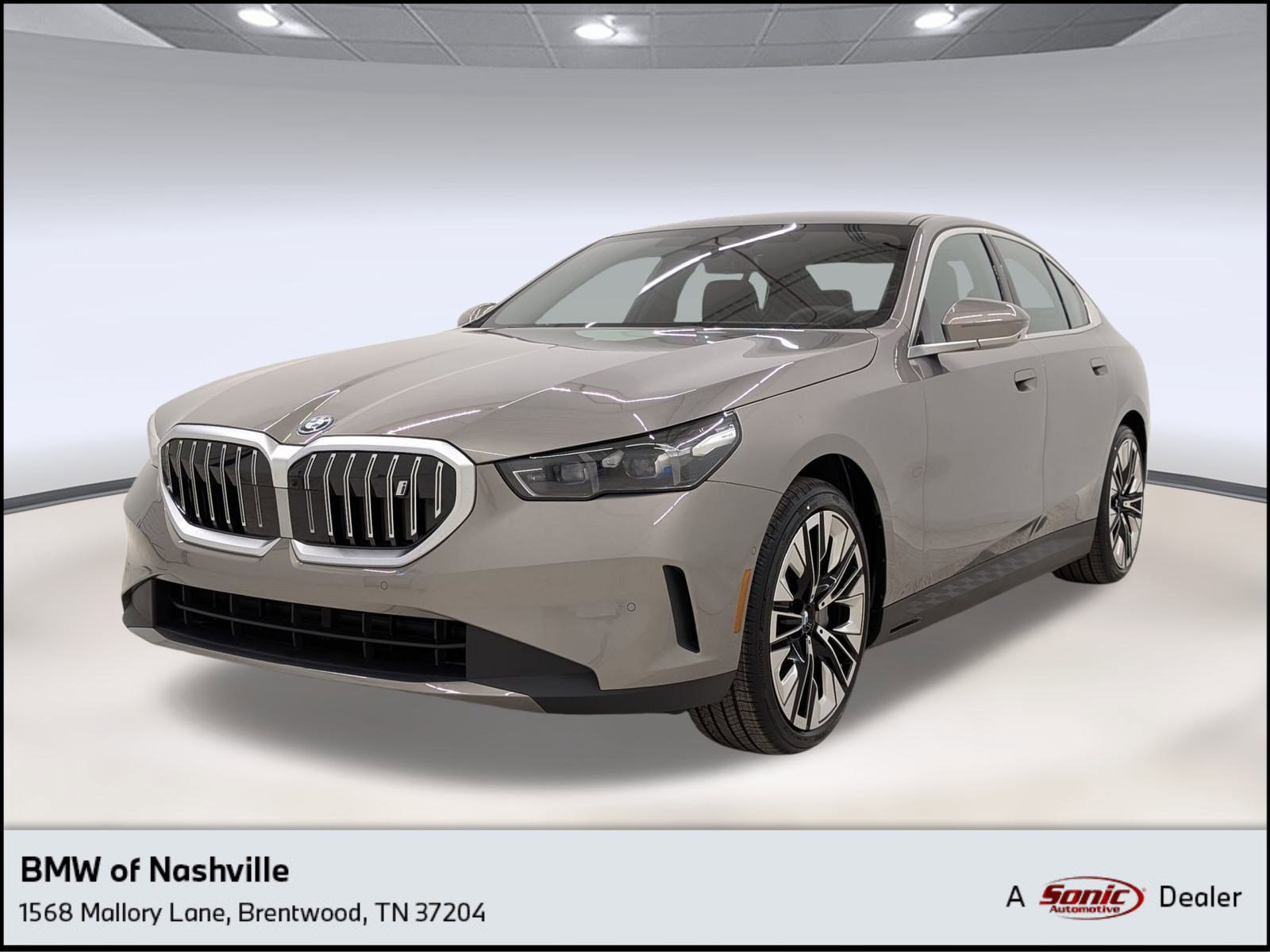 New 2026 BMW i5 eDrive40 w/ Premium Package RWD image 1