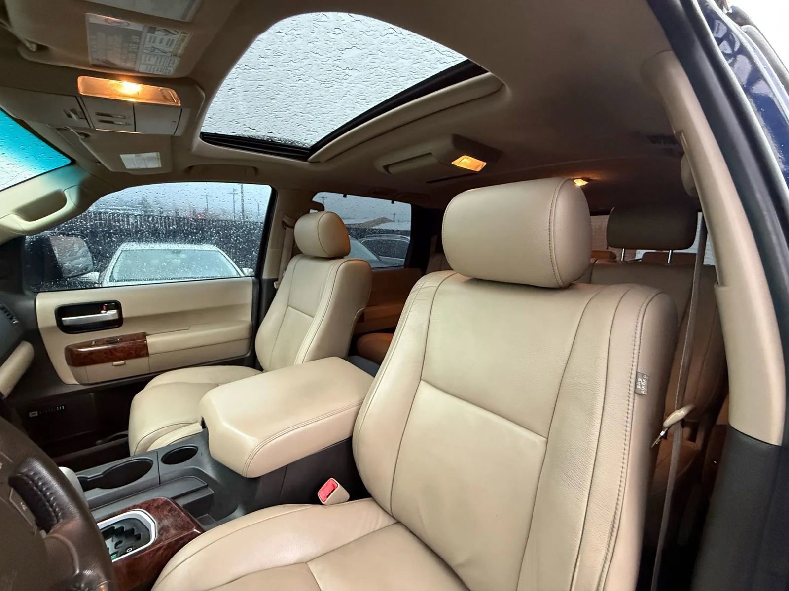 Used 2010 Toyota Sequoia Limited image 26