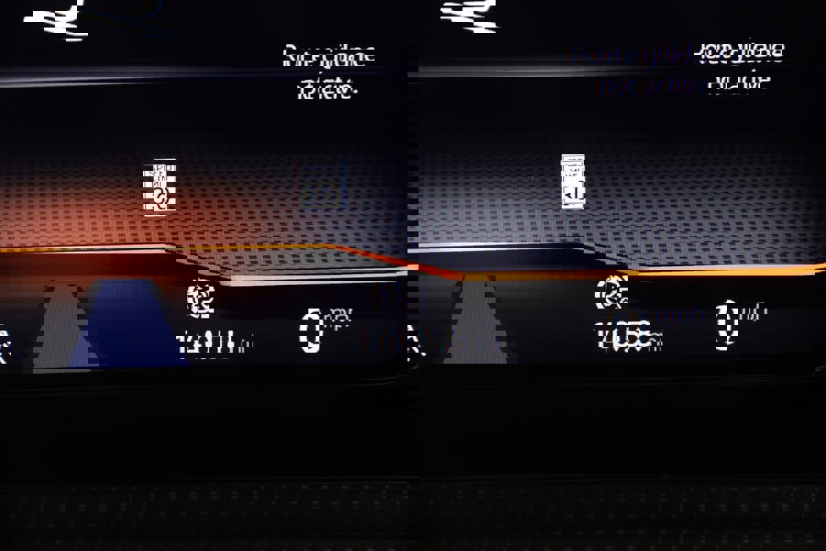 Used 2024 Volkswagen Golf R image 43