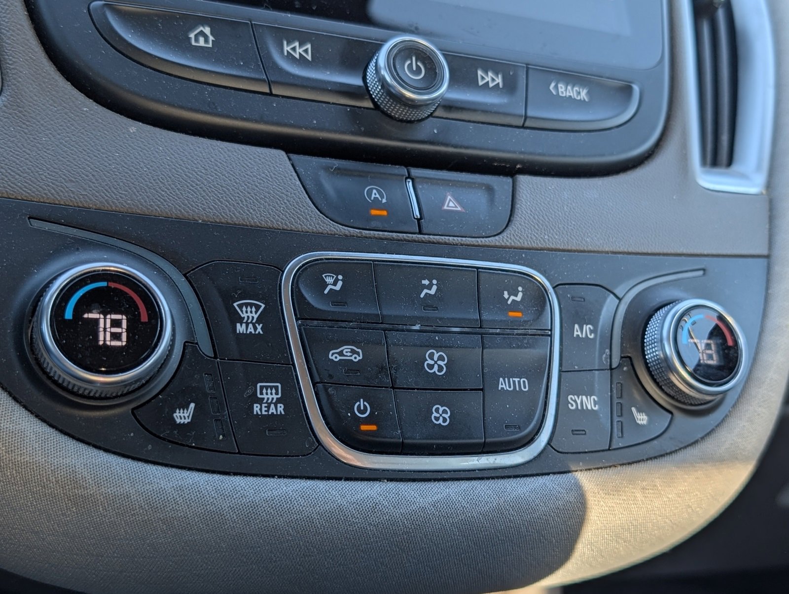 Used 2023 Chevrolet Malibu LT image 11