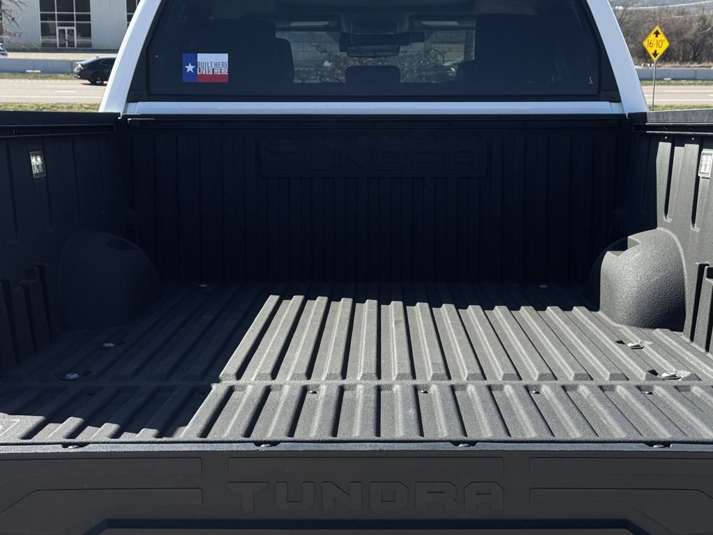 Used 2024 Toyota Tundra Limited AWD/4WD image 34