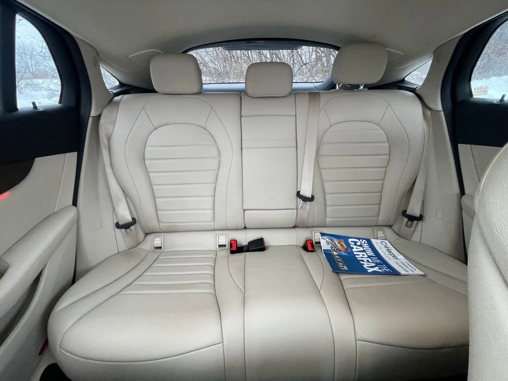 Used 2020 Mercedes-Benz GLC 300 4MATIC Coupe image 14