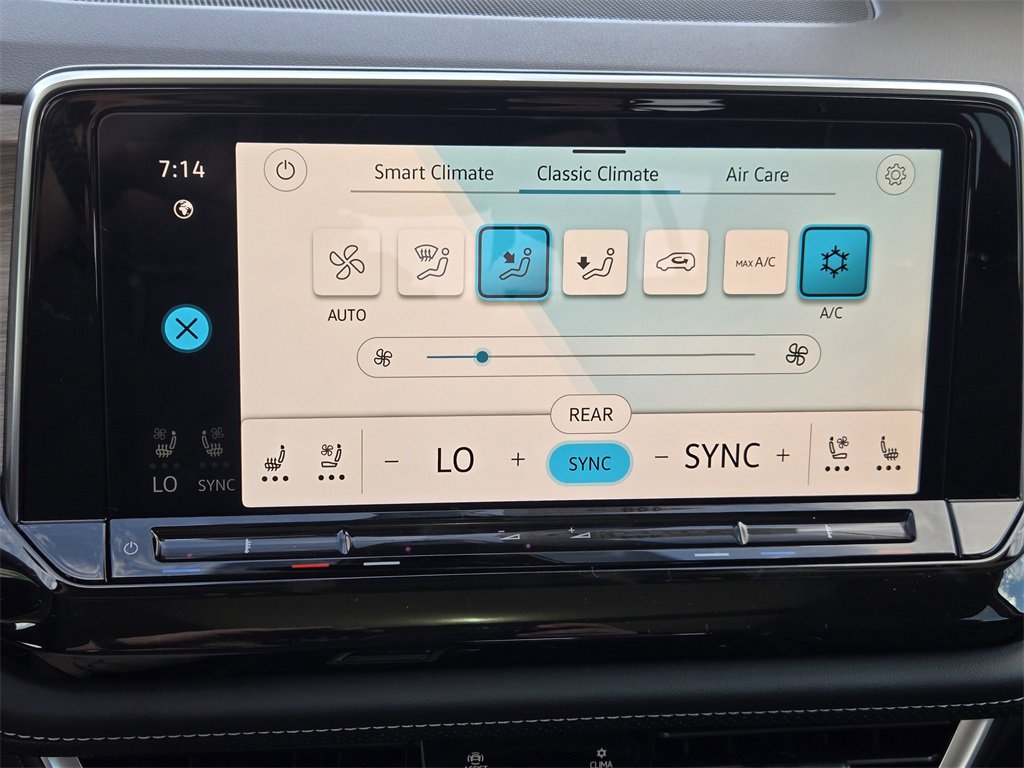New 2026 Volkswagen Atlas SEL Premium R-Line image 16