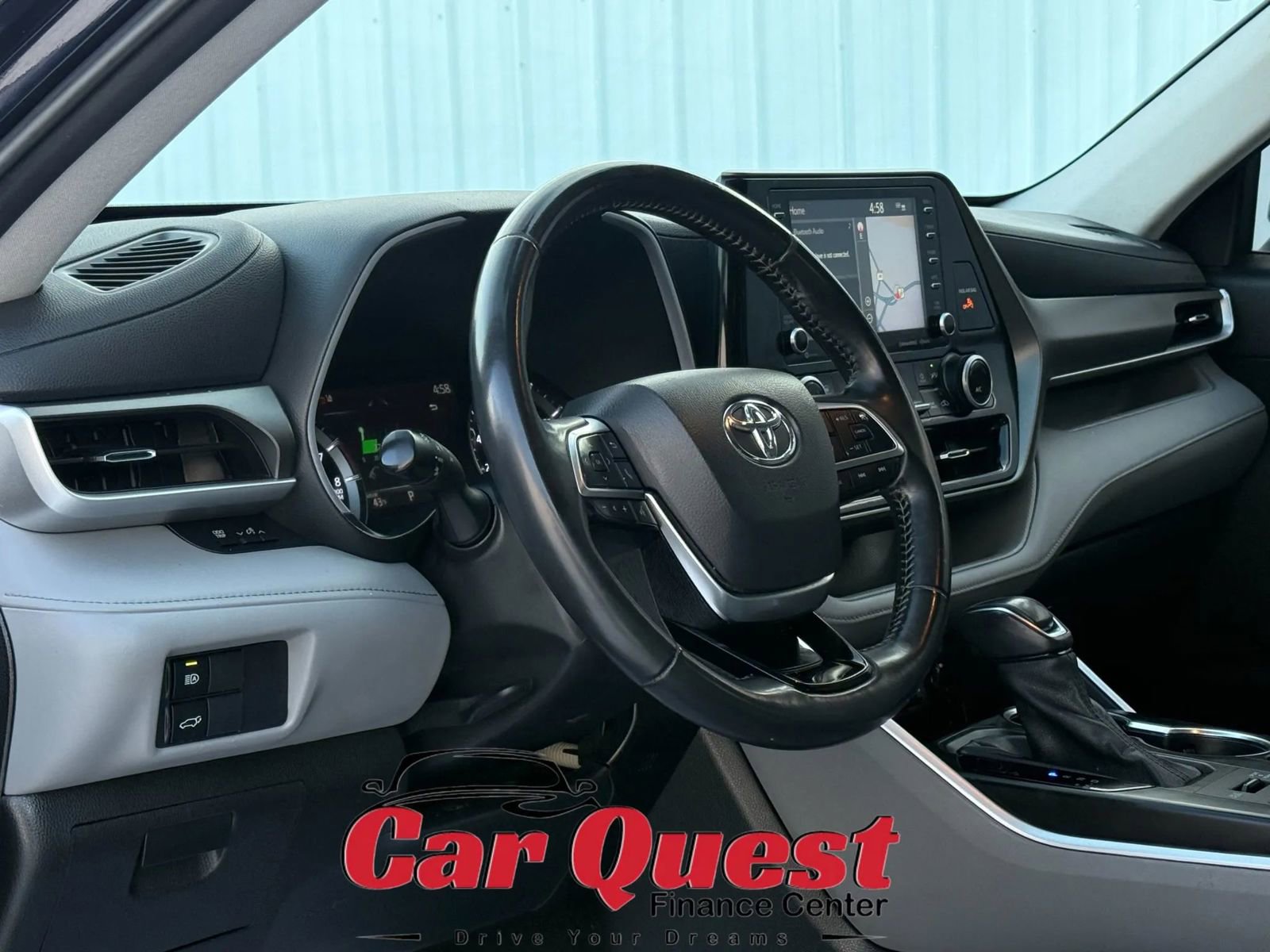 Used 2021 Toyota Highlander XLE image 10