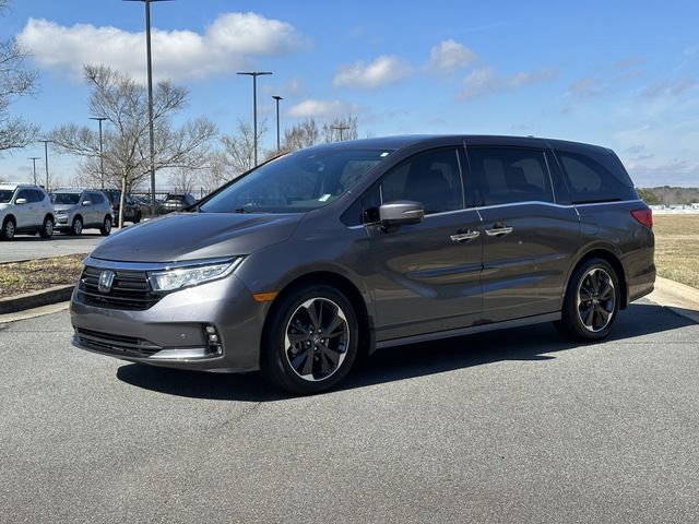 Used 2024 Honda Odyssey Elite image 3