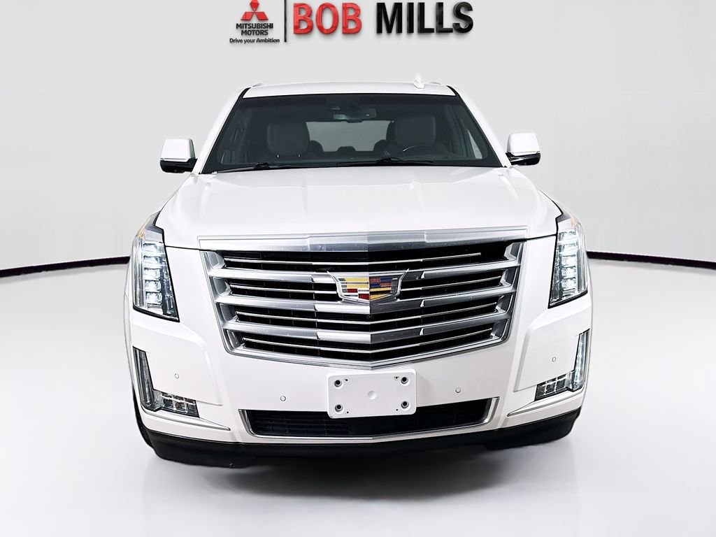 Used 2016 Cadillac Escalade Platinum image 2