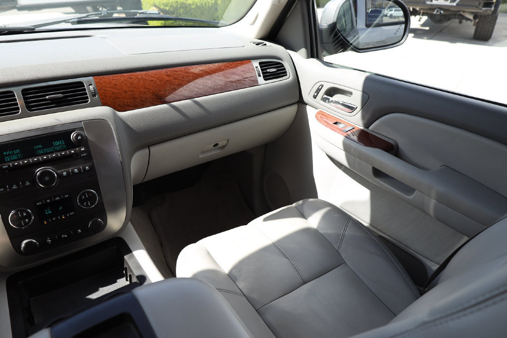Used 2007 GMC Yukon SLT w/ SLT Preferred Equipment Group AWD/4WD image 21