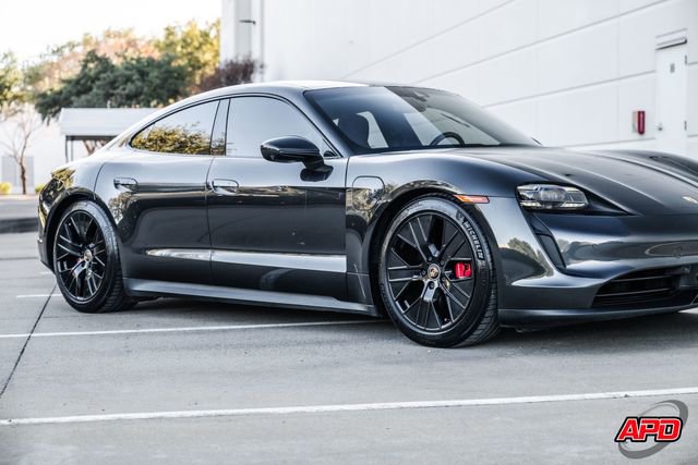 Used 2021 Porsche Taycan 4S w/ Premium Package image 60