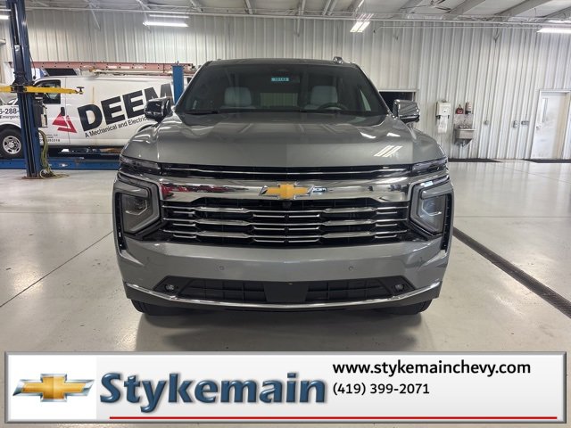 New 2026 Chevrolet Suburban Premier image 7